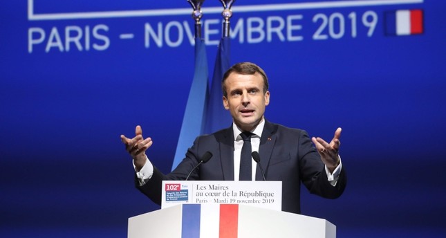 الرئيس الفرنسي يعلن اتخاذ خطوات جديدة لمكافحة الإسلام السياسي