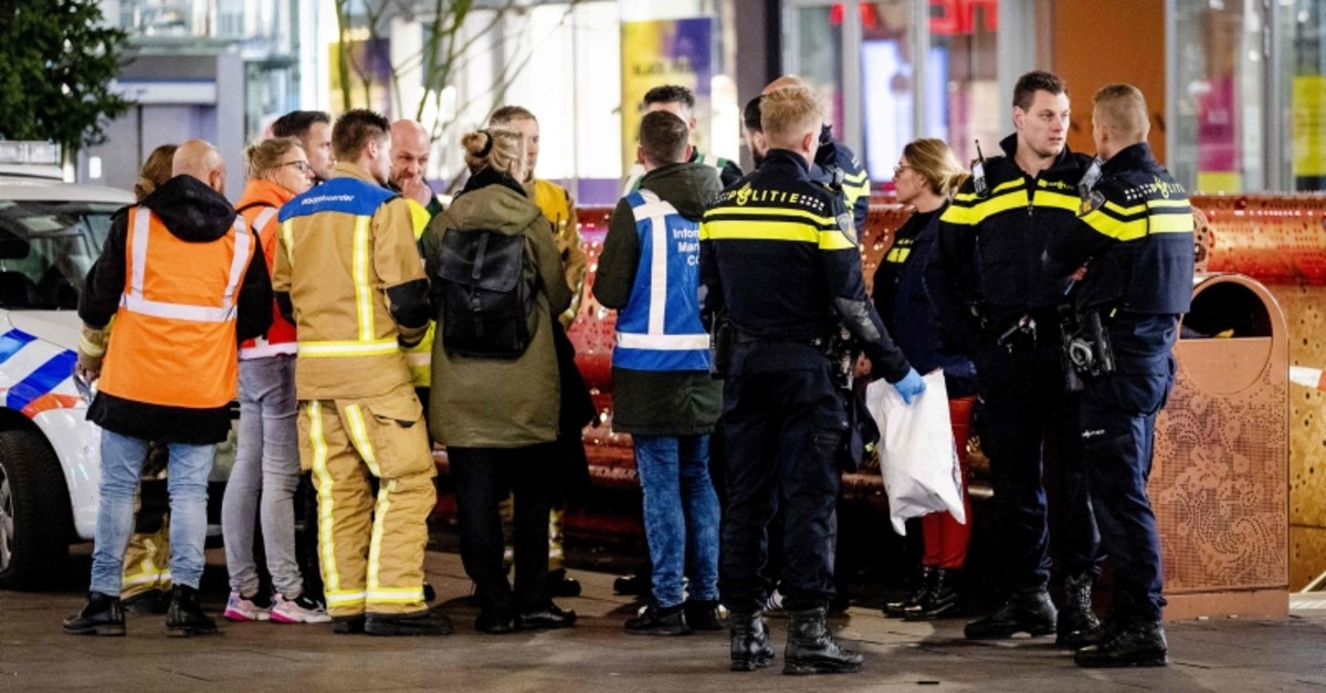 Police arrive at the Grote Marktstraat, one of the main shopping streets in the centre of the Dutch city of The Hague, after several people were wounded in a stabbing incident on November 29, 2019. (AFP Photo)