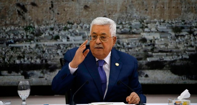 الرئيس الفلسطيني، محمود عباس الفرنسية