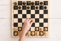 Playing chess is a good exercise that stimulates the brain. (iStock Photo)