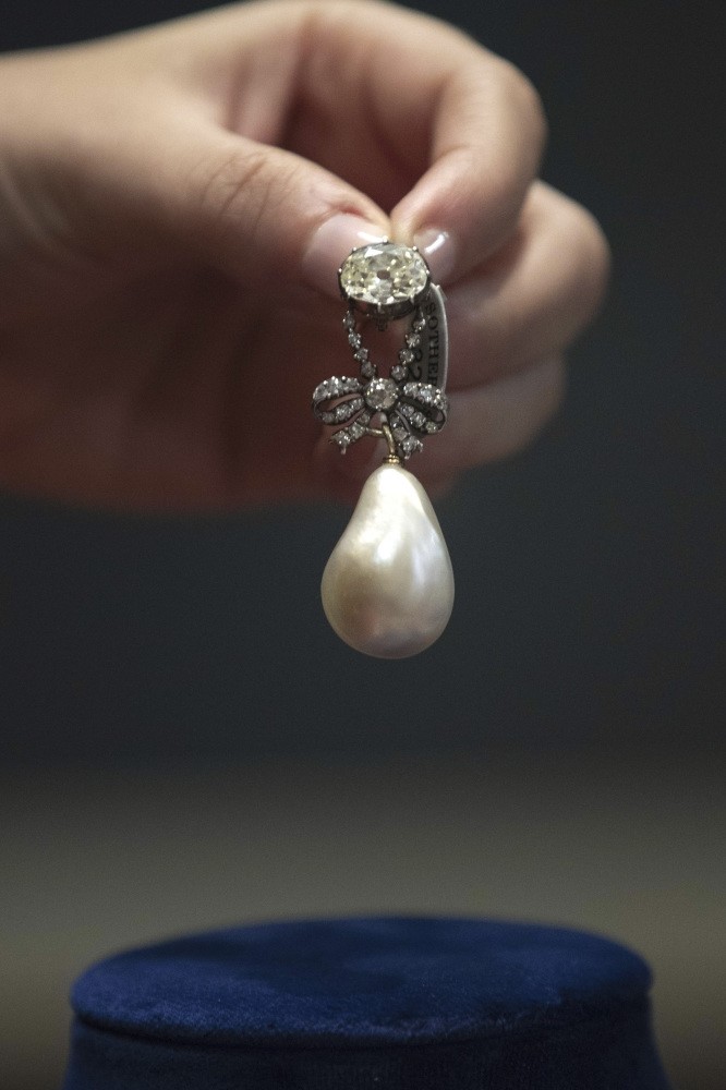 The pearl and diamond pendant owned by Marie Antoinette before she was beheaded during the French revolution.