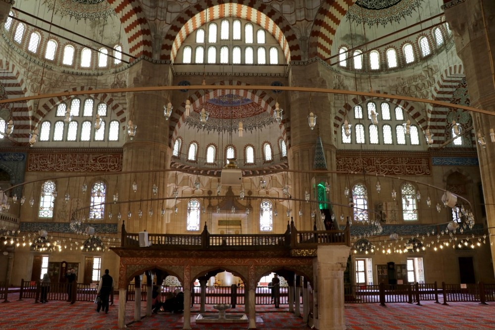 Interior of Su00fcleymaniye Mosque, Mimar Sinanu2019s masterpiece in Edirne.