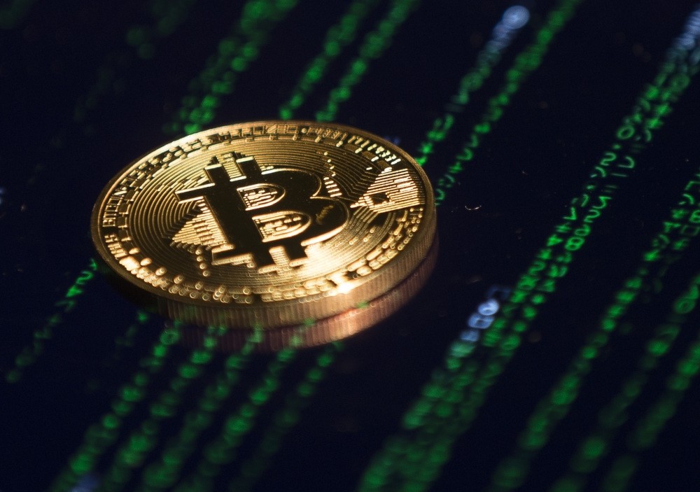 South Korean Justice Minister Park Sang-Ki said Seoul was preparing a bill to shut down the country's virtual coin exchanges, sending bitcoin and other virtual unit prices into a tailspin.