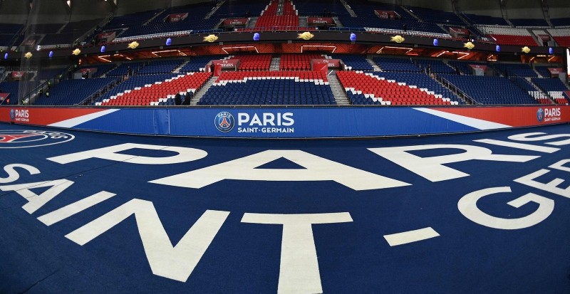 The logo of the Paris Saint-Germain is pictured prior to the French L1 football match between Paris Saint-Germain (PSG) and Lille (LOSC) at the Stade des Princes, in Paris, November 2, 2018. (AFP Photo)