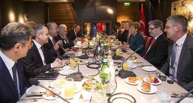 Yıldırım und Merkel treffen sich in München