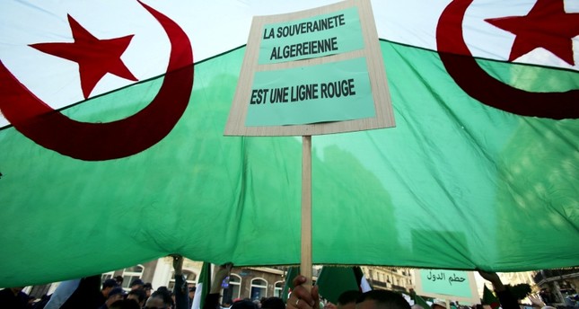 الجيش الجزائري: الانتخابات لا رجعة فيها لاستكمال الثورة ضد الاستعمار