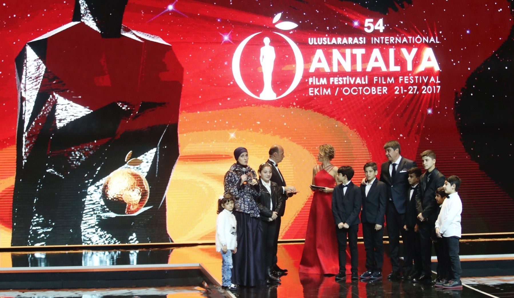 54th Antalya Film Festival kicks off with opening ceremony | Daily Sabah