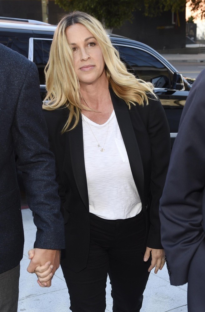 Singer Alanis Morissette arrives at a U.S. federal court for the sentencing in the embezzlement case of her former manager Jonathan Todd Schwartz. 