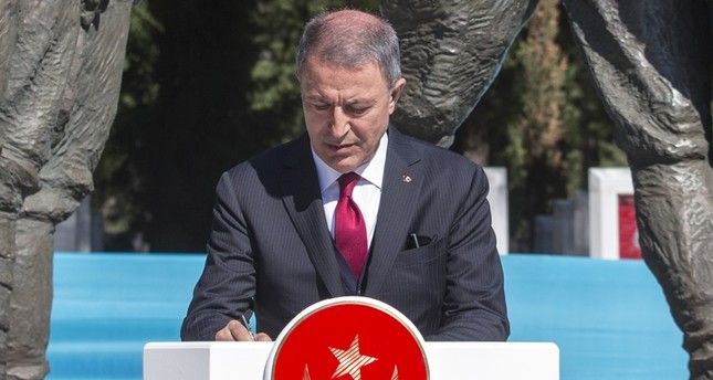 وزير الدفاع التركي: الهجوم الإرهابي بنيوزيلندا يظهر العداء للإسلام والأتراك