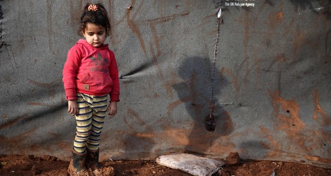 طفلة في أحد مخيمات اللجوء في الشمال السوري الفرنسية