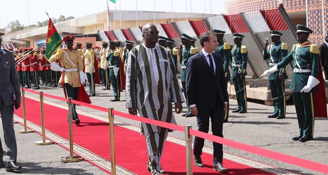 الرئيس الفرنسي في زيارة لبوركينا فاسو في 27 نوفمبر 2022 عن صفحة السفارة الفرنسية في بوركينا فاسو