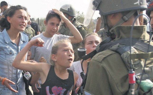 Картинки по запросу ahed tamimi