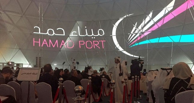 أمير قطر يفتتح أكبر وأحدث ميناء في الشرق الأوسط