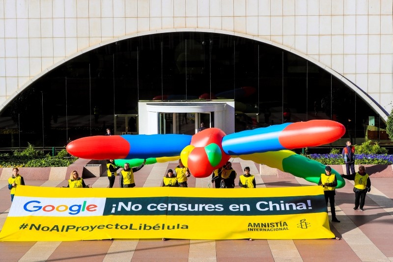 Members of Amnesty International Spain protest at the headquarters of Google in Madrid, Spain, 27 November 2018, against censorship in China. (EPA Photo)