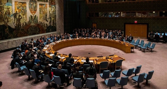 تشاوش أوغلو: نقل فرنسا عملية غصن الزيتون  للأمم المتحدة اصطفاف مع الإرهابيين
