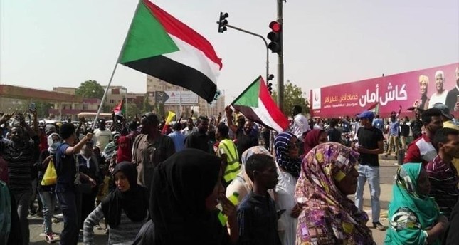 تأجيل لقاء العسكري السوداني وقوى التغيير لأجل غير مسمى