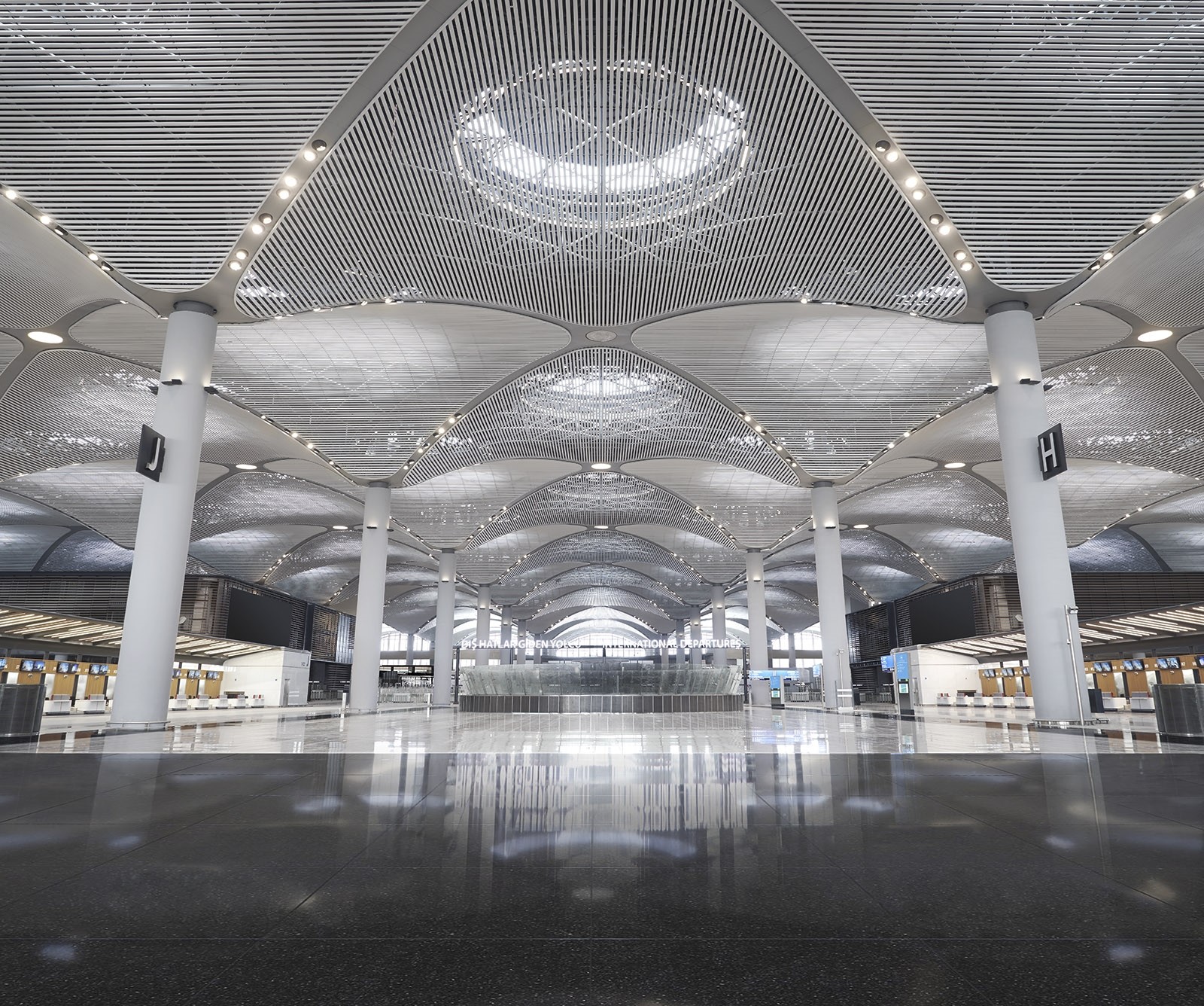 Аэропорт «Стамбул»: взгляд изнутри