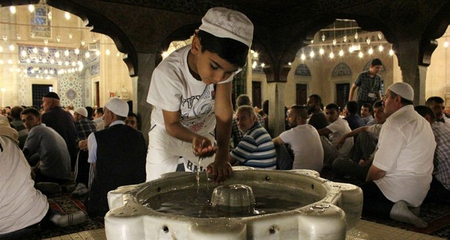 هيئة الإغاثة التركية تفتتح مسجدا في قطاع غزة