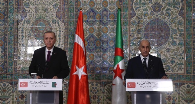 أردوغان يجري مباحثات مع نظيره الجزائري حول قضايا المنطقة