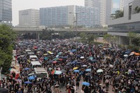 Erneut Tausende bei Demonstrationen in Hongkong
