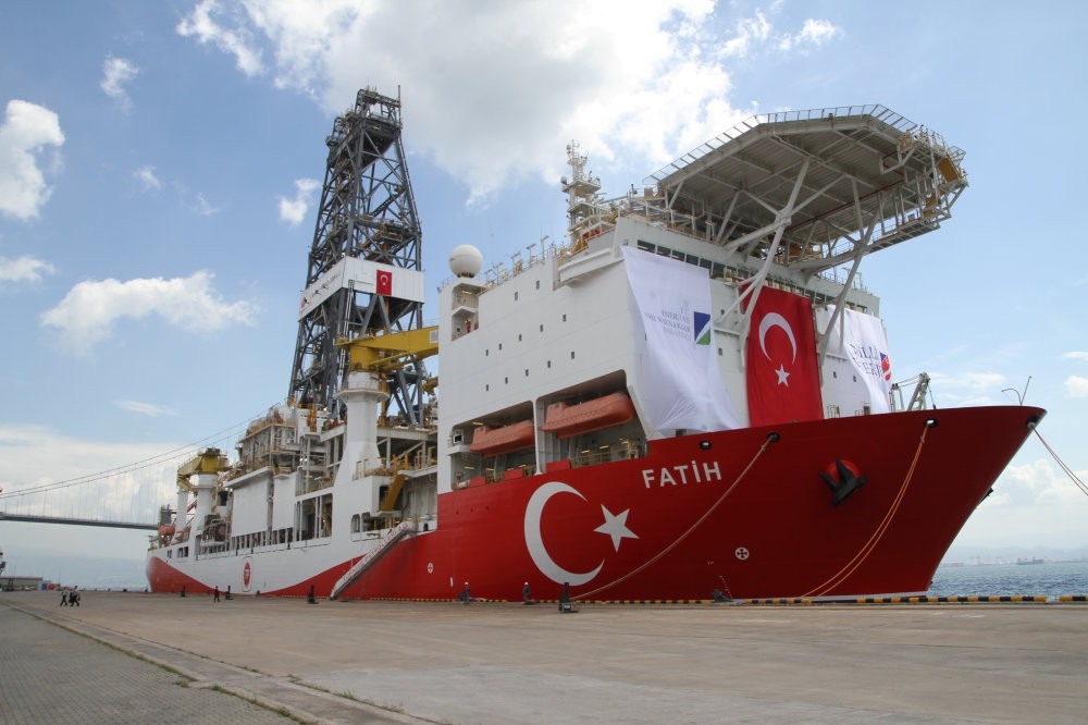 Turkey's first drilling vessel Fatih will start drilling operations before the year's end.