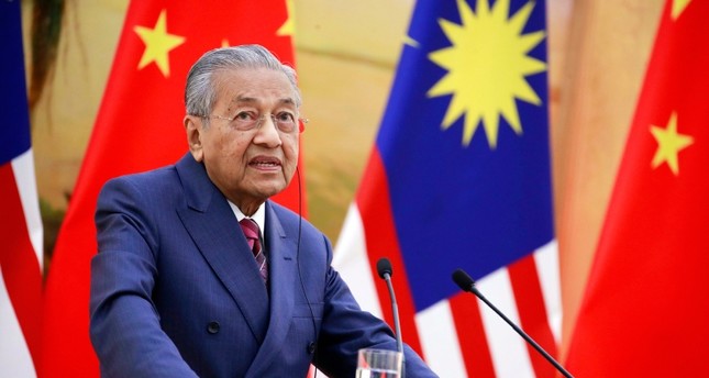 رئيس الوزراء الماليزي يعلن نية بلاده الانسحاب من محكمة الجنايات الدولية