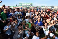 Denizlispor fans celebrate their team's 6-0 win against Karabu00fckspor at home, May 12, 2019.