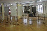 Judith Raum will provide insight into her artistic research on the Bauhaus textile workshop.