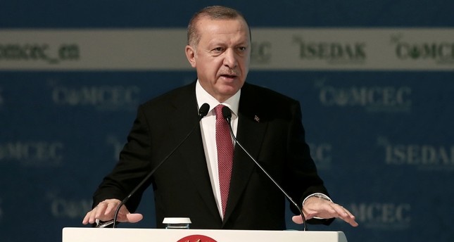 أردوغان يهنئ أبناء الطائفة الموسوية في تركيا والعالم بعيد حانوكا