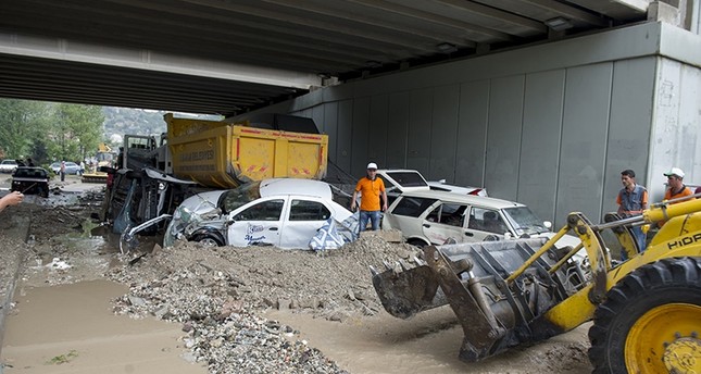 Turkey’s capital Ankara hit by unexpected flood, 6 slightly injured