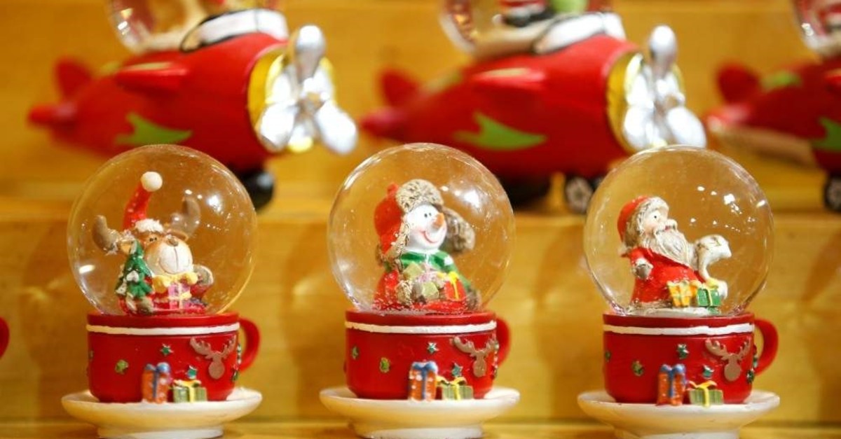 You can find cute decorations for Christmas and New Year's Eve at the holiday markets. (REUTERS)