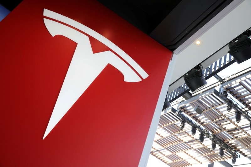 A Tesla logo is seen in Los Angeles, California U.S. January 12, 2018. (Reuters Photo)