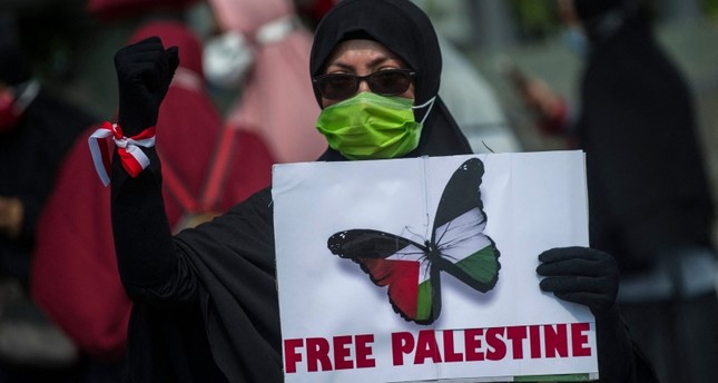 متظاهرة أندونيسية ضد العدوان الإسرائيلي على غزة الفرنسية