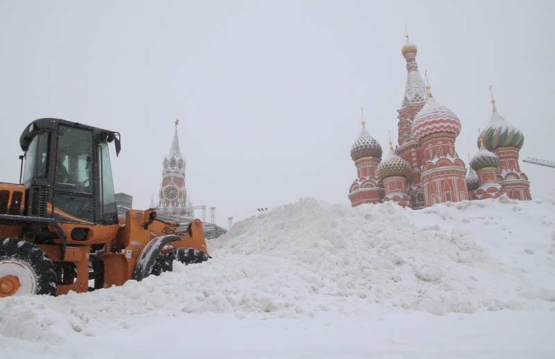 A view of the Red Square covered with snow during heavy snowfall in Moscow, Russia  (EPA Photo)