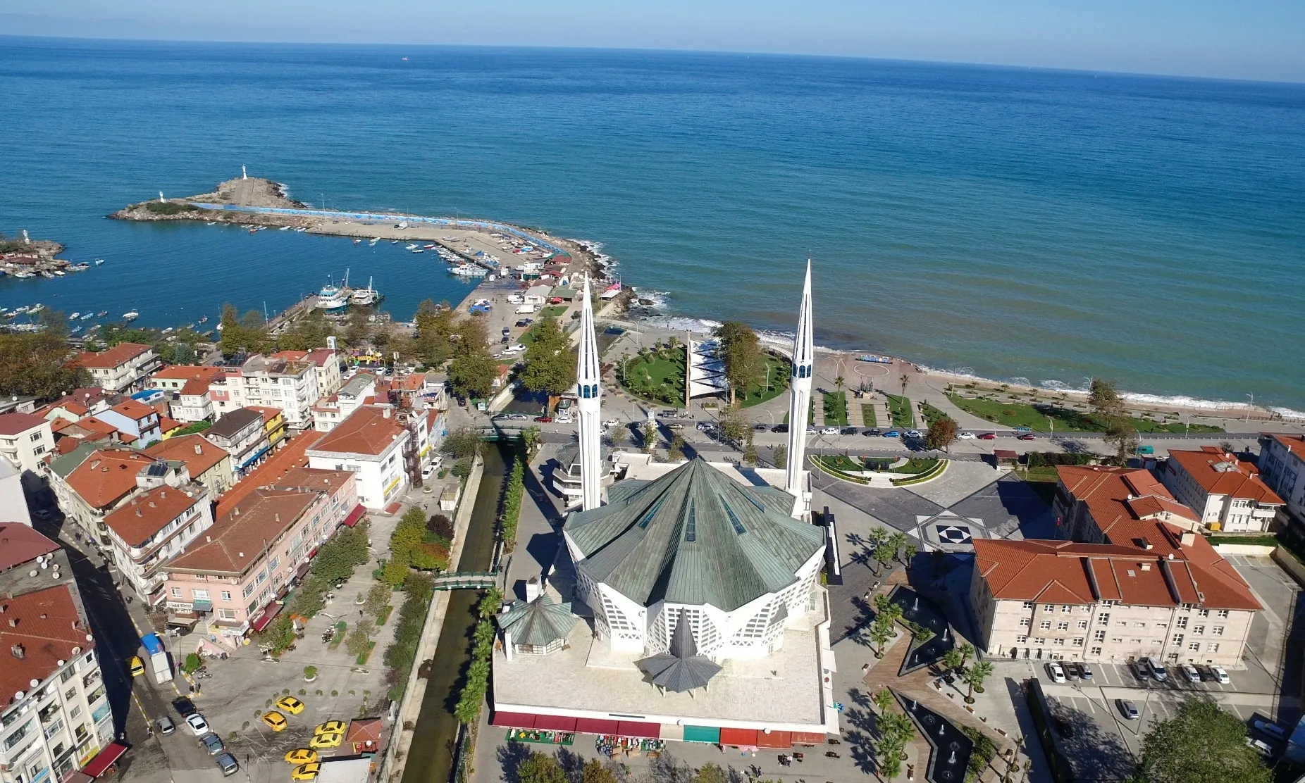 Octagonal Mosque Octagonal mosque built like Turkish tent attracts attention | Daily Sabah