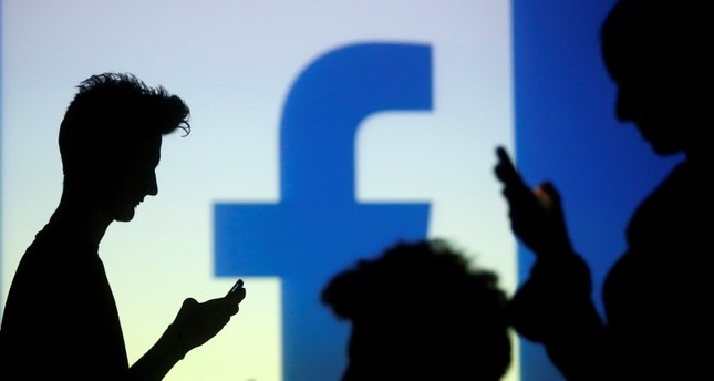 فيسبوك تغلق حسابات تابعة لجهاز أمن السلطة الفلسطينية للتجسس على المعارضة
