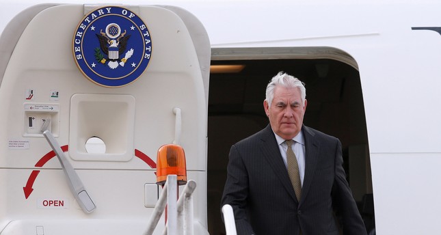 U.S. Secretary of State Rex Tillerson steps off his plane as he arrives to the presidential hangar in Mexico City, Mexico February 1, 2018. (Reuters Photo)