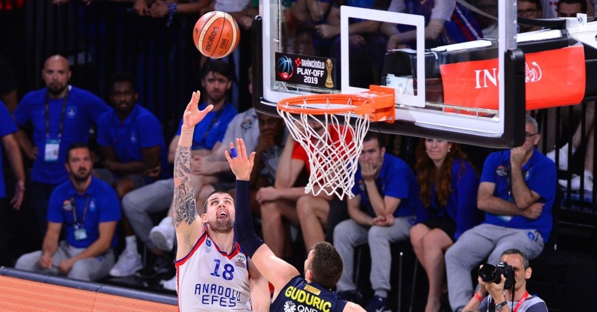 Fenerbahçe Beko v. Anadolu Efes: Basketball top title up ...