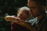 Robert Pattinson as Monte in ,High Life.,