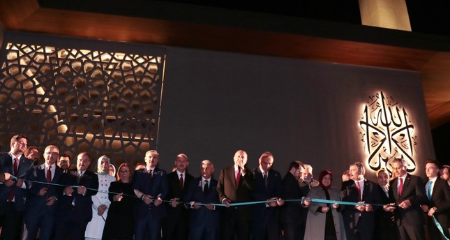 أردوغان يفتتح متحفاً بإسطنبول لتخليد ذكرى التصدي للمحاولة الانقلابية الفاشلة في 15 تموز
