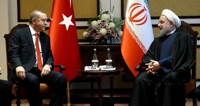 أردوغان يبحث قره باغ مع روحاني ويؤكد له أهمية حقوق الجوار بين البلدين