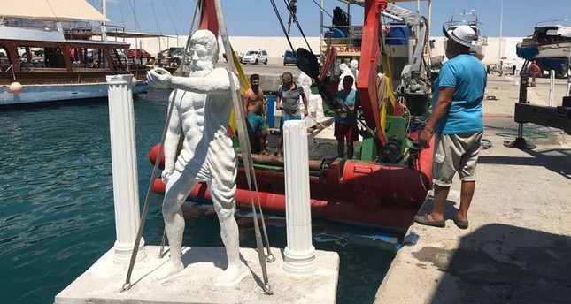 В Анталье открыли подводный музей скульптур