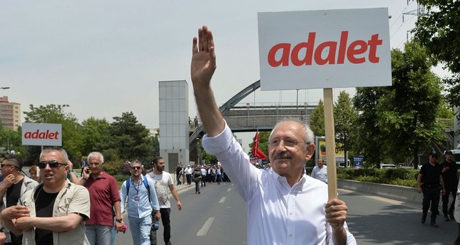 CHP-Chef Kılıçdaroğlu startet 400 Kilometer langen Protestmarsch