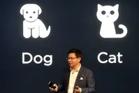 Richard Yu, CEO of Chinese Huawei Consumer Business Group, presents the new Huawei Mate 10 high-end phone in Munich. 