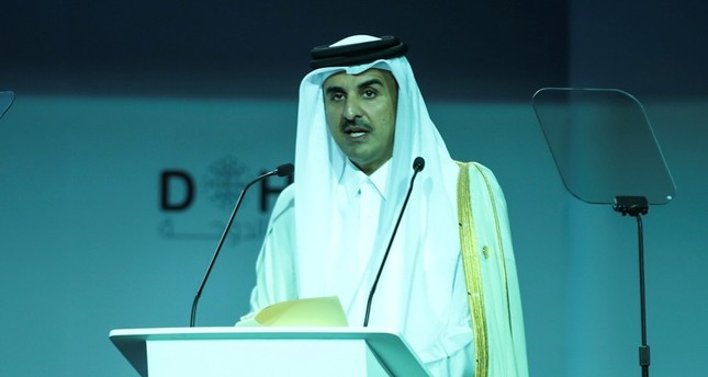 أمير قطر يطالب بوقف حصار بلاده وحل المشاكل عبر الحوار