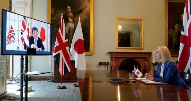 بريطانيا تبرم أول اتفاق للتجارة الحرة ما بعد بريكست مع اليابان