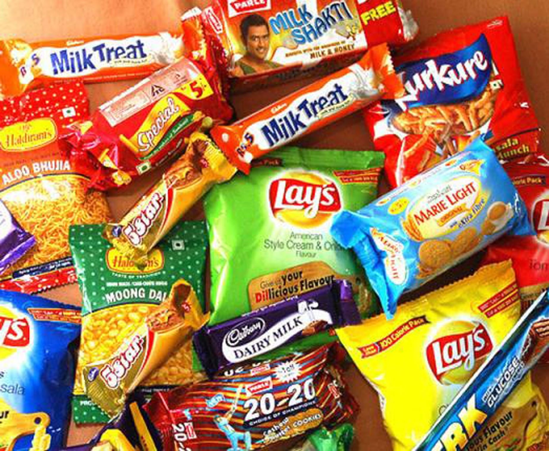 Turkish TV watchdog restricts junk food ads on children's programs Turkish TV watchdog restricts junk food ads on children's programs