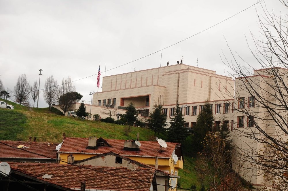 The recent investigations revealed phone contact between U.S. consulate (above) staff in Istanbul and FETu00d6 figures.