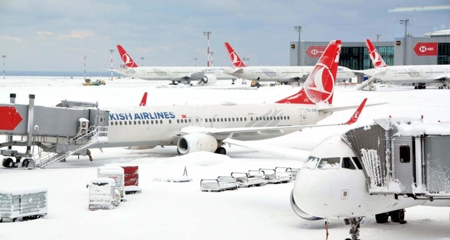 استئناف الرحلات الجوية في مطار إسطنبول عبر مدرج واحد