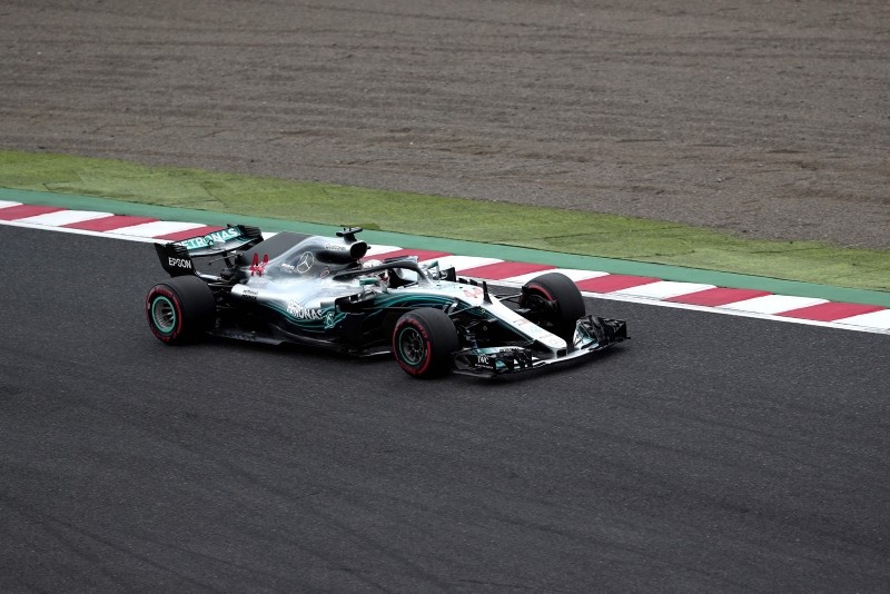 Mercedes' British driver Lewis Hamilton steers his car during qualifying session for the Formula One Japanese Grand Prix in Suzuka on October 6, 2018. (AFP Photo)